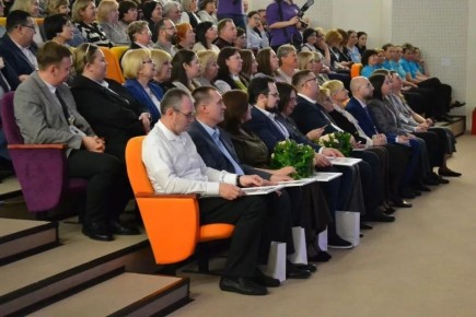 Татьяна Круглякова: В школе «Алгоритм Успеха» посёлка Дубовое провели третий Белгородский форум учителей физики «Открытая физическая школа Михаила Ладных»