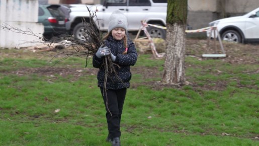 В Старом Осколе на субботник вышли почти 5,5 тысячи жителей