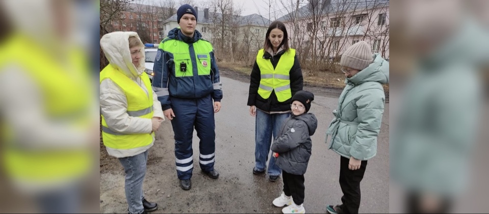 В Белгородской области родительские патрули и автоинспекторы контролируют подвоз дошкольников