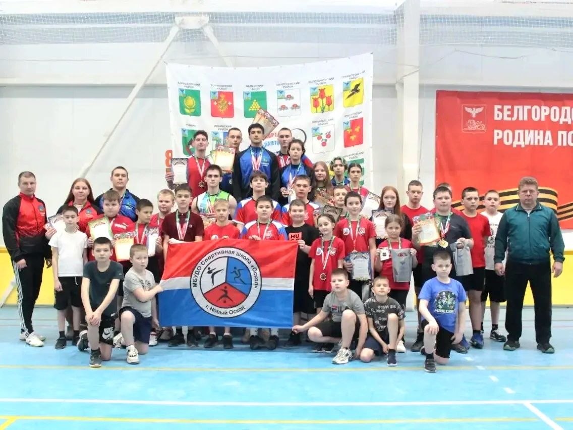 Андрей Миськов: Домашний помост принёс успех: итоги чемпионата и первенства области по гиревому спорту