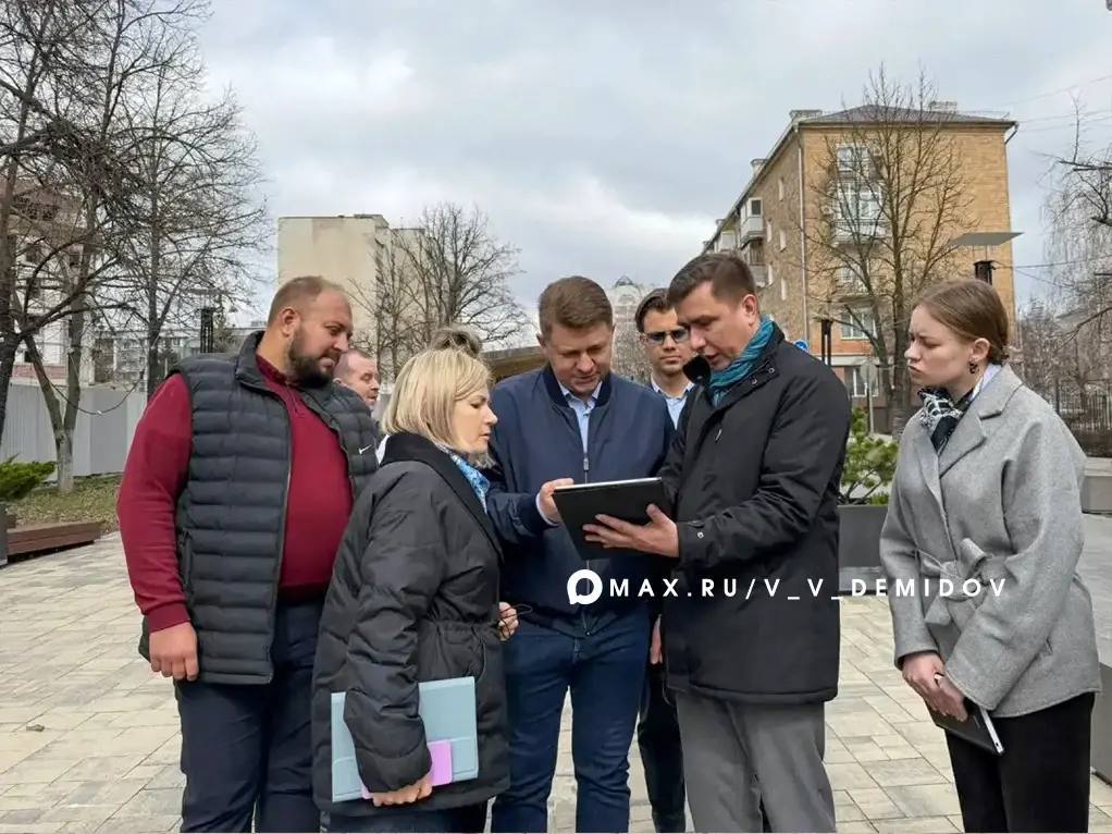 Мэр Валентин Демидов проверил основные пешеходные зоны города