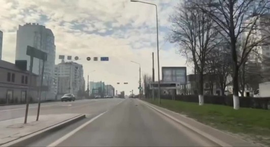 Здравствуйте. Выходные — отличный повод провести его с семьей и отправиться в небольшое дорожное путешествие Помните о соблюдении скоростного режима , выборе безопасной дистанции и бокового интервала Особе внимание уделите...