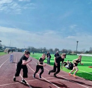На стадионе «Центральный» состоялись открытые Чемпионат и Первенство Валуйского муниципального округа по лёгкой атлетике
