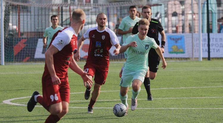 «Салют» разгромил московскую «Родину-3» в первом домашнем матче сезона