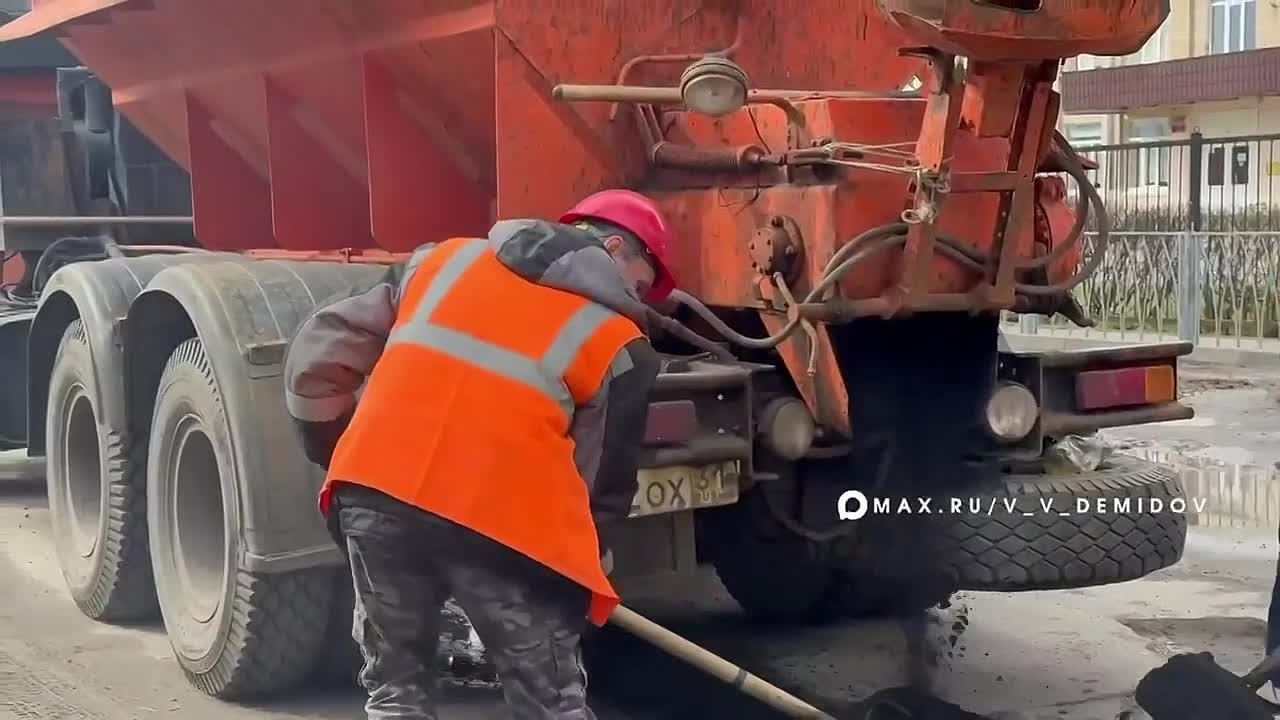 Валентин Демидов: Сегодня, 9 апреля, ямочный ремонт проводился по следующим адресам: