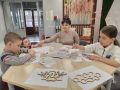 Мастер-класс "Пасхальный сувенир" провели в Центре искусств и ремесел для родных участников СВО и многодетных семей