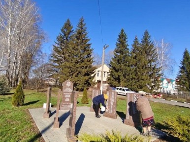 В Ракитянском округе продолжаются субботники