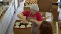 «От Волчанска до Курска»: белгородка готовит тысячи куличей для бойцов СВО