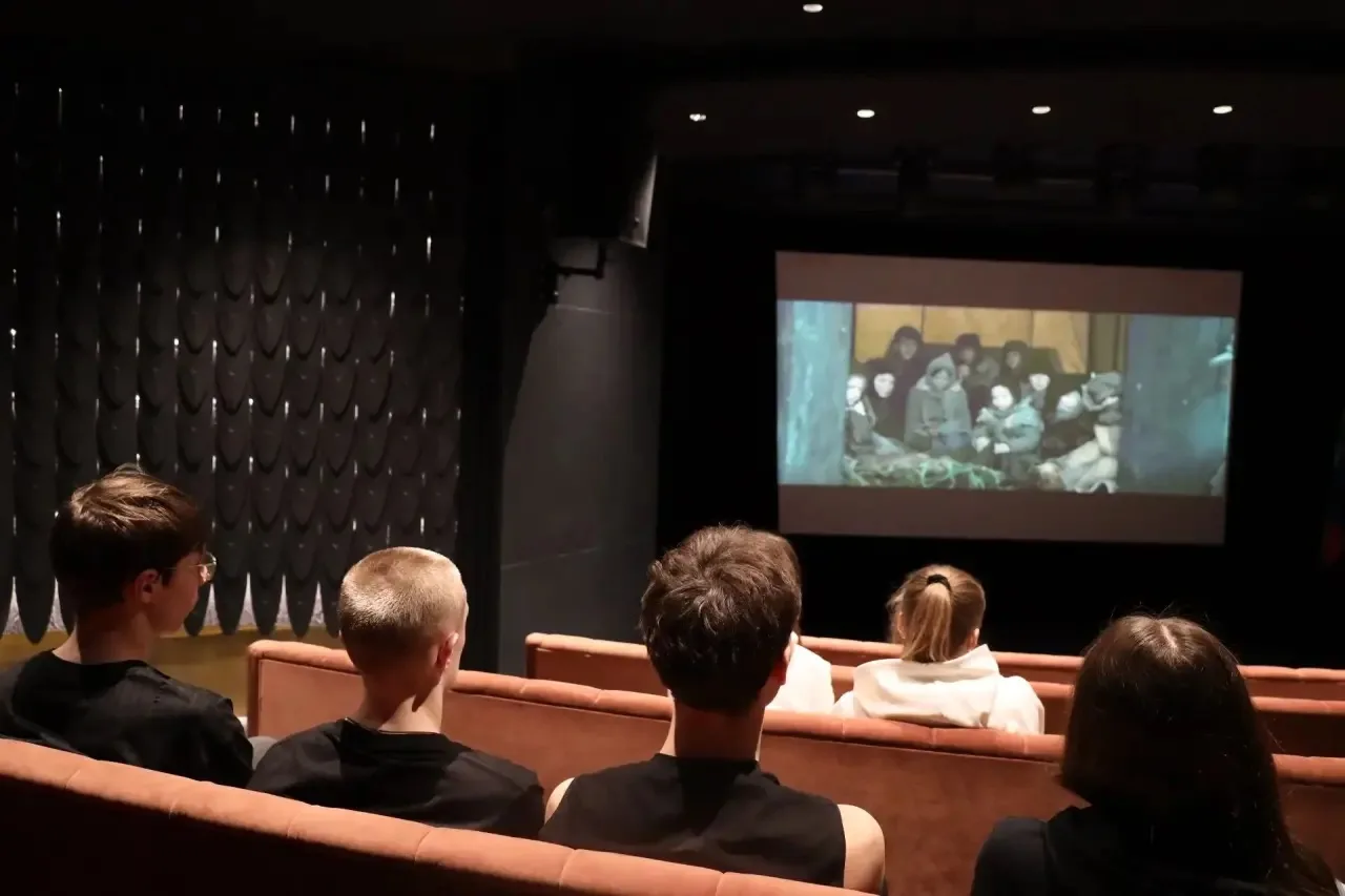 В музее-диораме состоялся некоммерческий показ художественного фильма в рамках программы «Вечер кино в диораме»