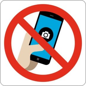 Уважаемые старооскольцы!. Будьте бдительны и не распространяйте фото и видео последствий террористических атак в сети! Антитеррористическая комиссия Старооскольского округа рекомендует гражданам воздержаться от публикации...