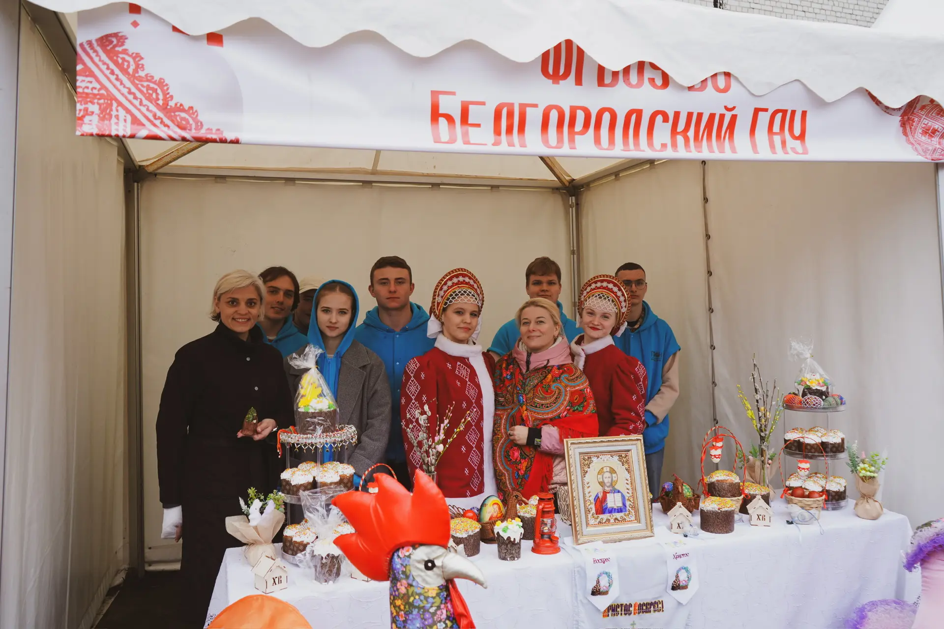 Представьте… Площадка индустриального колледжа, сотни студентов вузов и ссузов