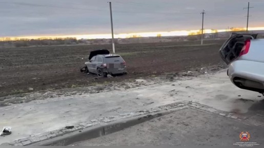 #СВОДКА_ДТП. По предварительным данным, вчера около 18 часов 05 минут на ул. Суржикова г. Валуйки 48-летний водитель, управляя автомобилем «Хендай», не предоставил преимущество в движении и совершил столкновение с...