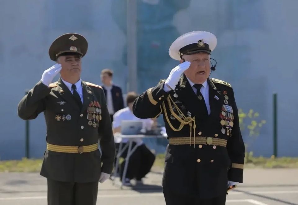 В преддверии Дня Победы на площадке Центра развития военно-спортивной подготовки «Воин» в Губкине прошёл ежегодный парад детских и молодёжных общественных организаций Белгородской области военно-патриотической направленности