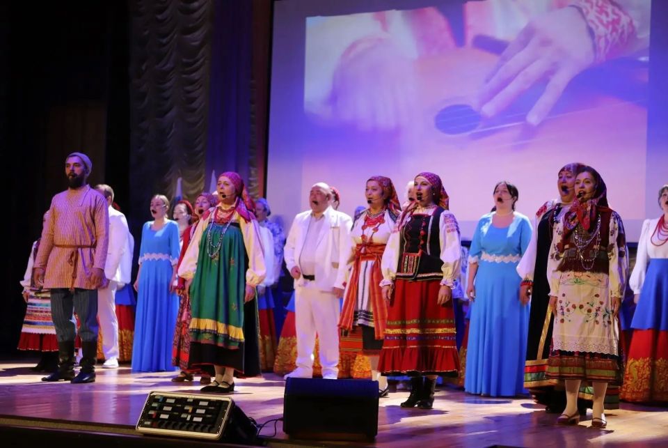 Сегодня в Сахзаводском доме культуры прошла торжественная программа «Всегда готовы родине служить!»