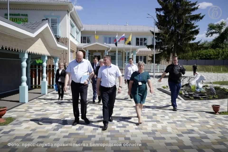 Врио белгородского губернатора проверил обновление объектов по госпрограмме в Новооскольском округе