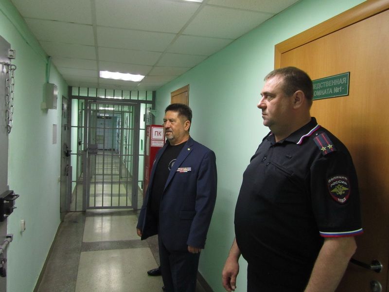 ПредставитльОбщественного совета при ОМВД "Алексеевский" посетил изолятор временного содержания