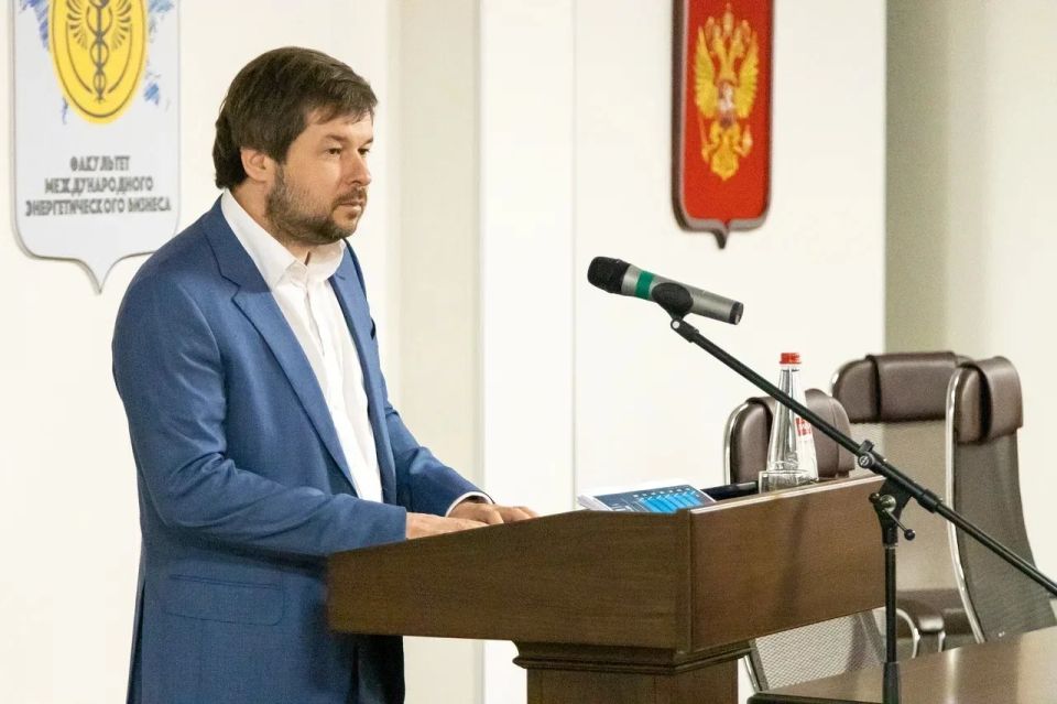 Павел Сорокин рассказал студентам Губкинского университета о будущем нефтяной отрасли