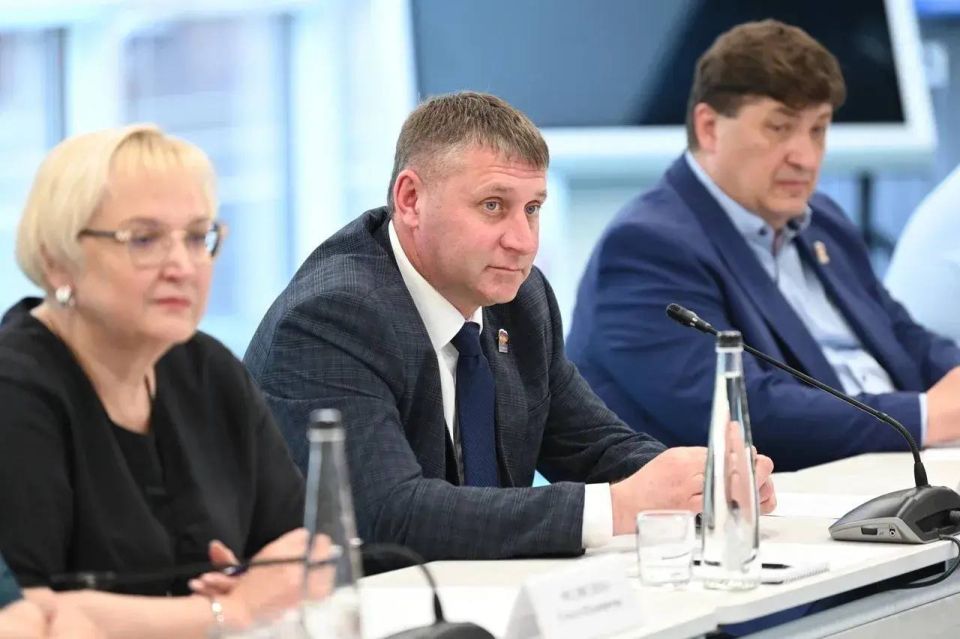 Врио губернатора Белгородской области Александр Шуваев встретился с ветеранами специальной военной операции в рамках отчётно-программного форума «Есть результат!»
