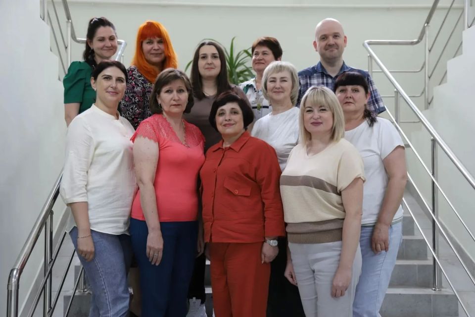 Дорогие работники и ветераны социальной сферы!