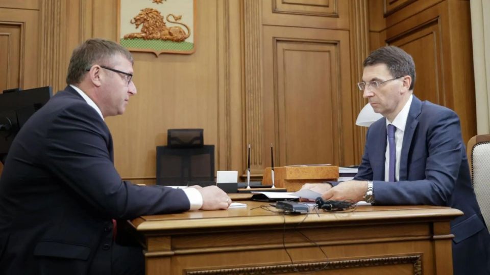 Полпред Президента РФ в ЦФО обсудил с Александром Шуваевым развитие и безопасность Белгородской области