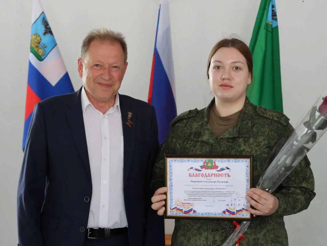 Алексей Дыбов: Поздравил военных медиков с профессиональным праздником и выразил искреннюю признательность за их непростой труд