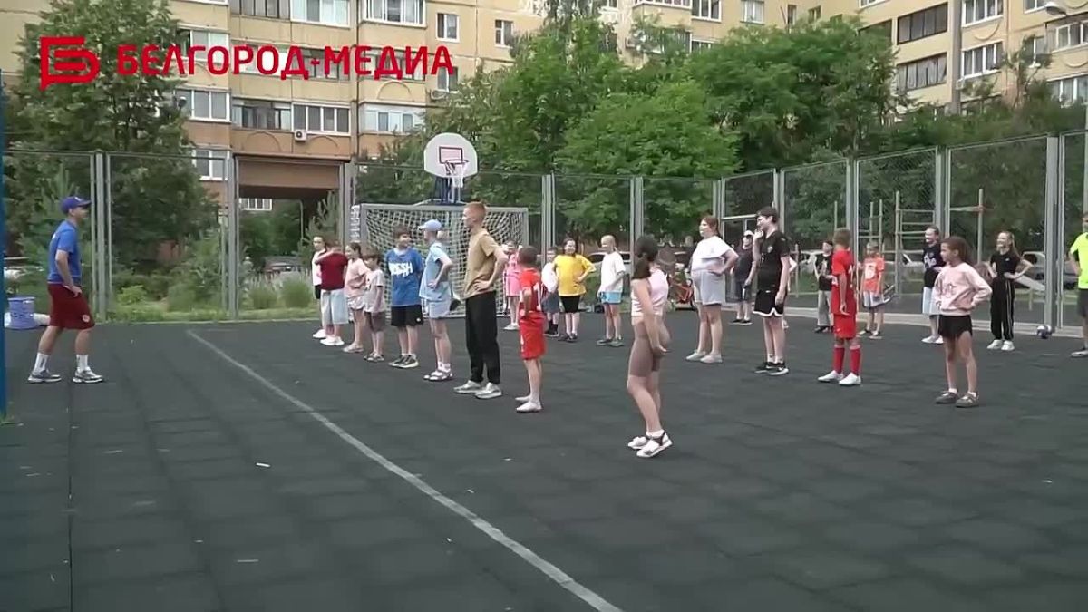 Благодаря проекту «Дворовый тренер» лето у белгородцев проходит с пользой для здоровья