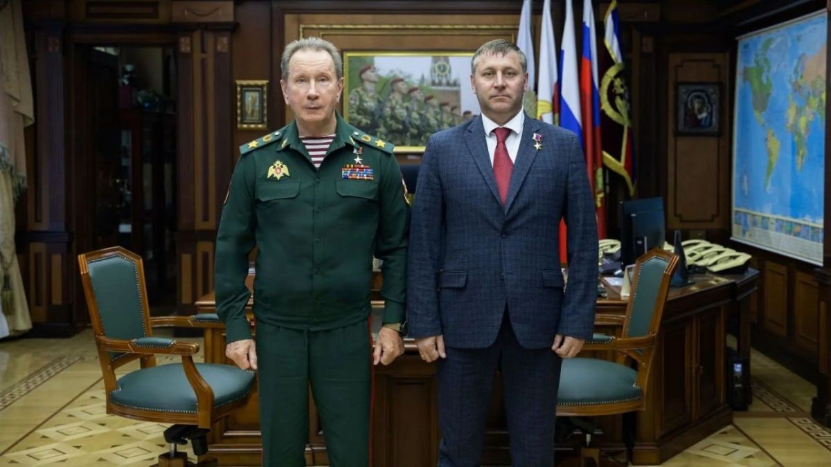 Александр Шуваев и Виктор Золотов обсудили, как усилить защиту Белгородской области