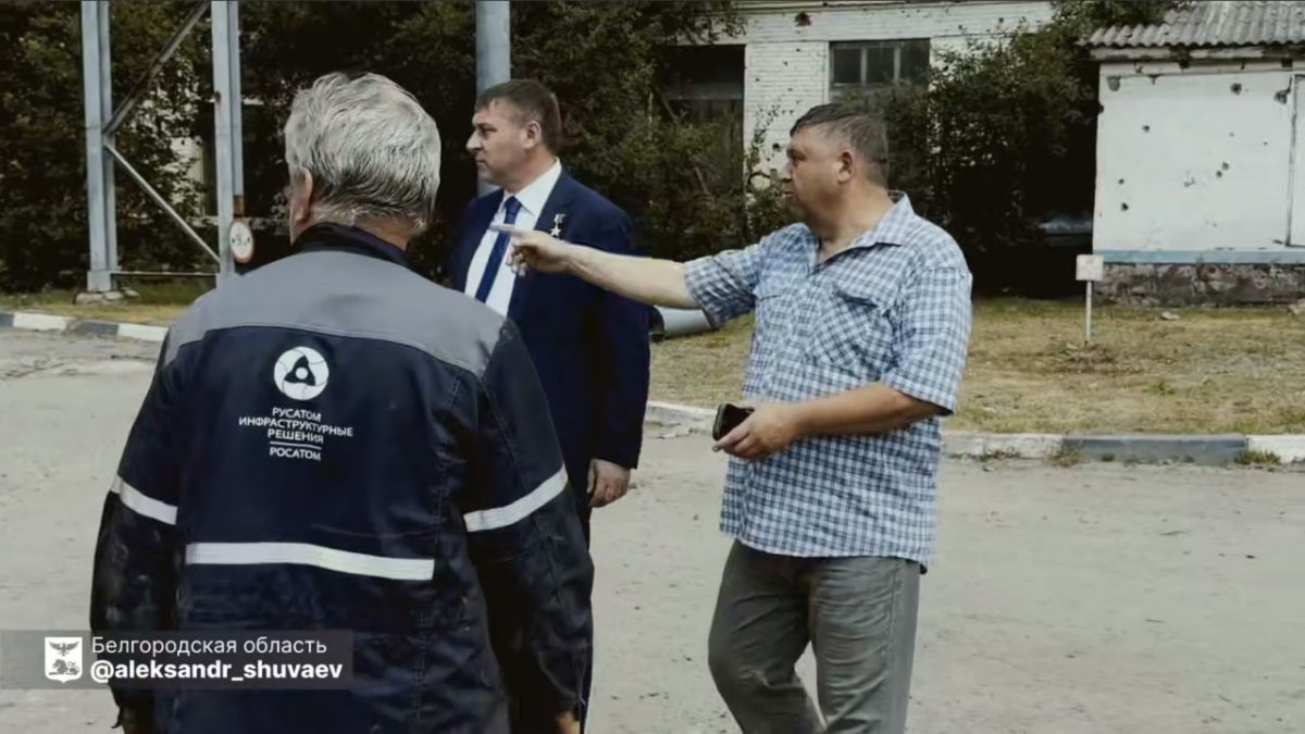 Александр Шуваев приехал на место сегодняшнего обстрела
