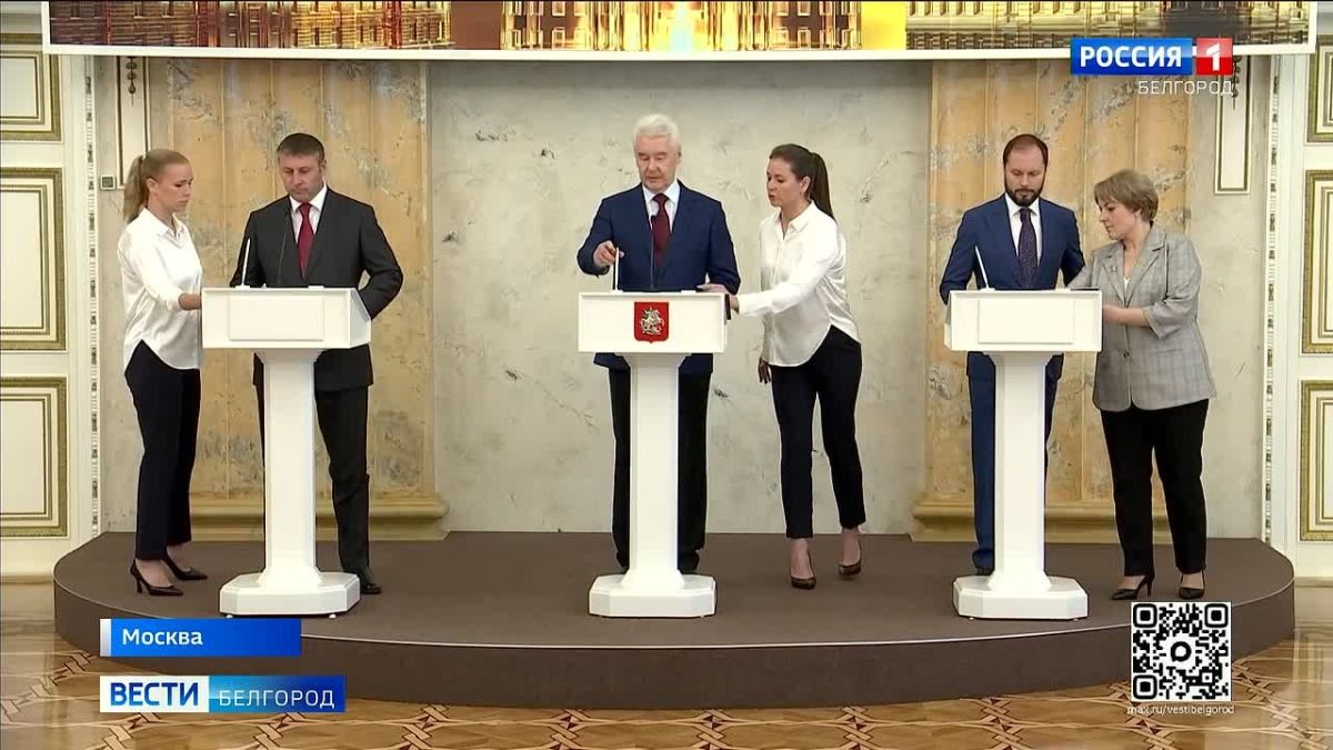 Комплексное восстановление и развитие приграничья, пострадавшего от обстрелов ВСУ, обсудили сегодня на встрече врио губернатора Белгородской области Александр Шуваев и министр экономического развития РФ Максим Решетников