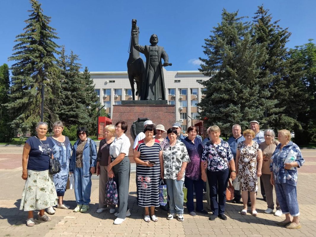Друзья!. А вы знаете, где сегодня побывали наши туристы в рамках проекта «К соседям в гости»? Напомним, проект способствует достижению целей национального проекта «Туризм и гостеприимство»