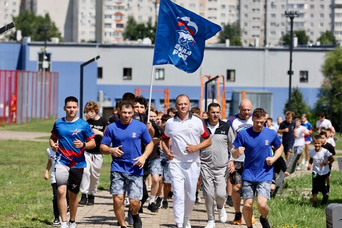 Энергия движения: как народные избранники поддерживают спорт в регионе