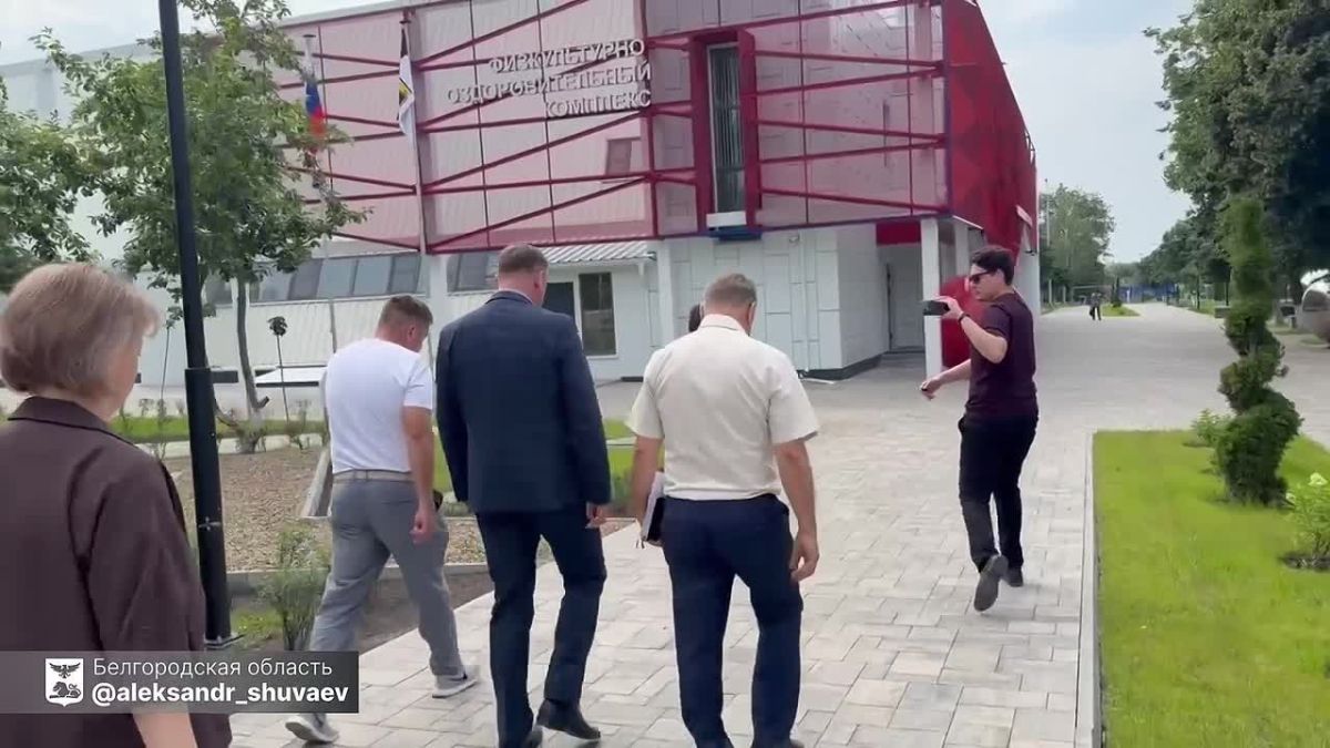 Александр Шуваев проверил стройки в Чернянском округе