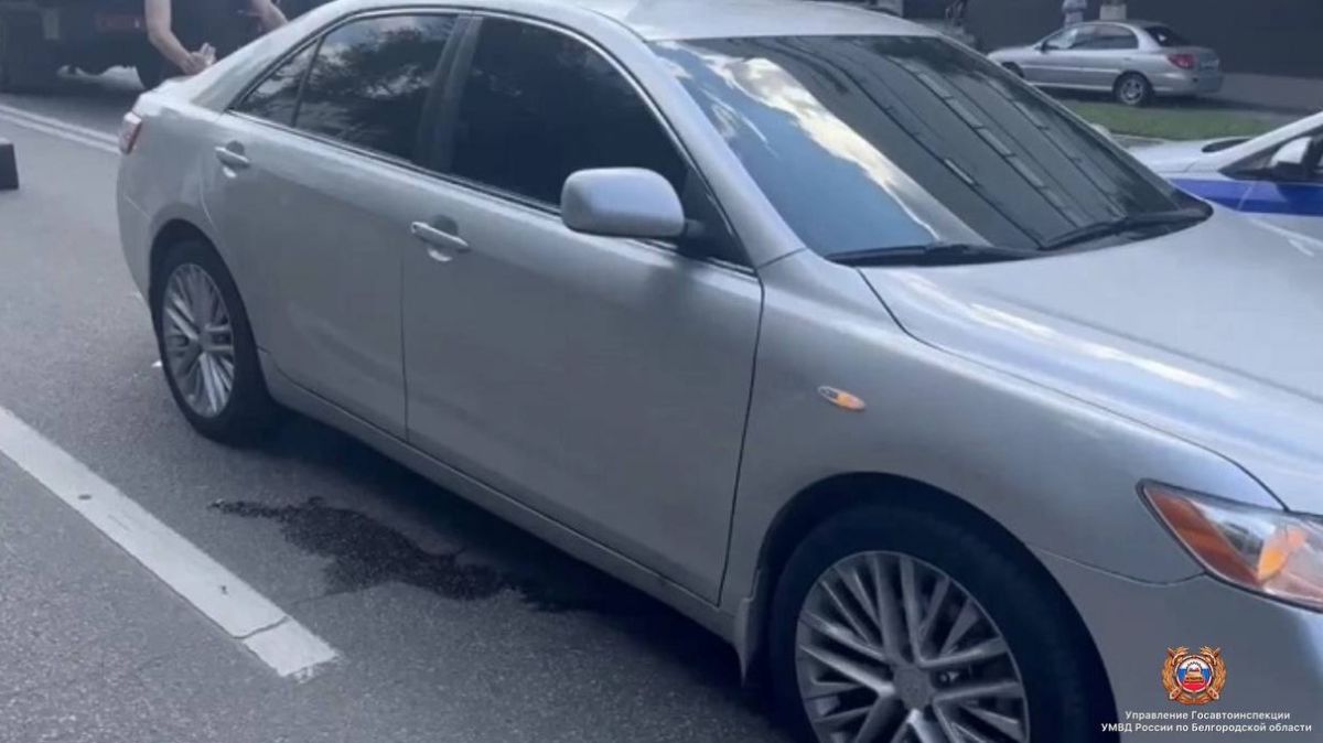 В Белгороде в тройном ДТП со скорой пострадал человек