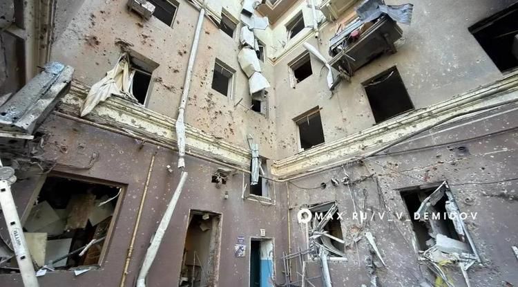 Мэр Белгорода рассказал, как коммунальщики устраняют последствия ночных атак на город
