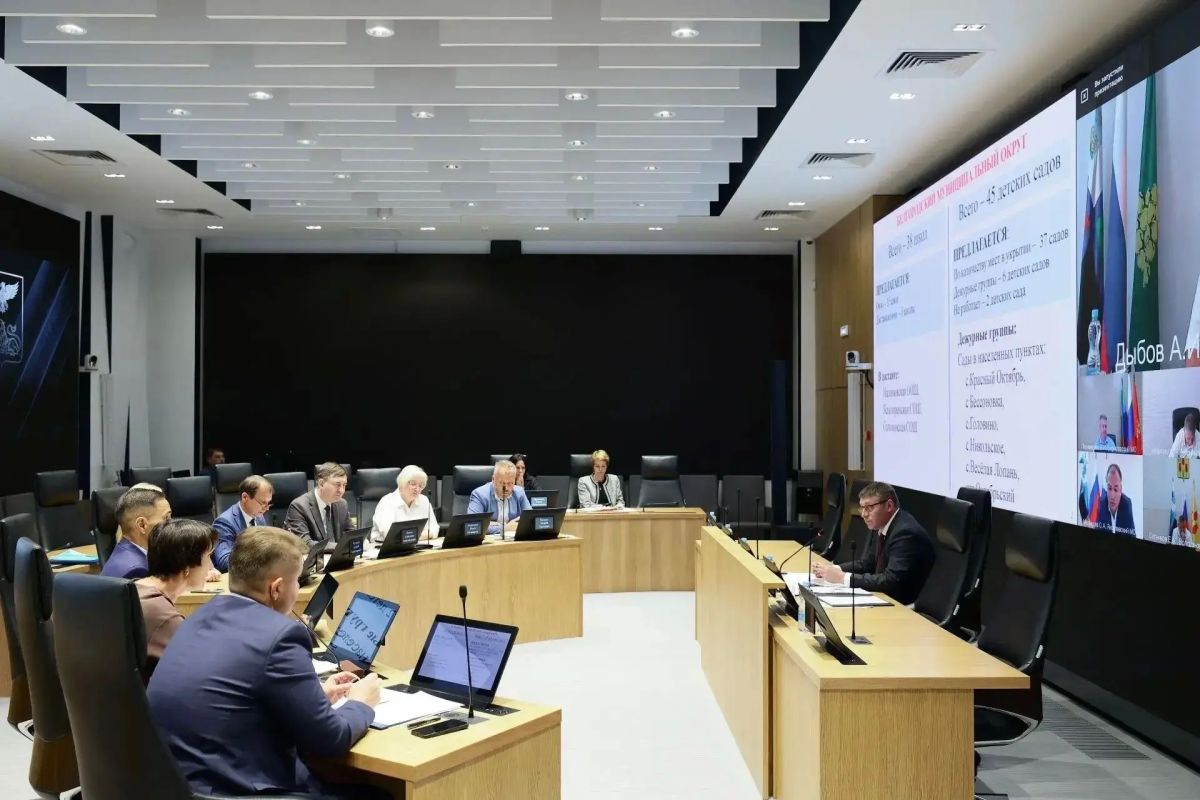 В Белгородской области с 1 сентября в очном формате из 33 колледжей будут работать 30