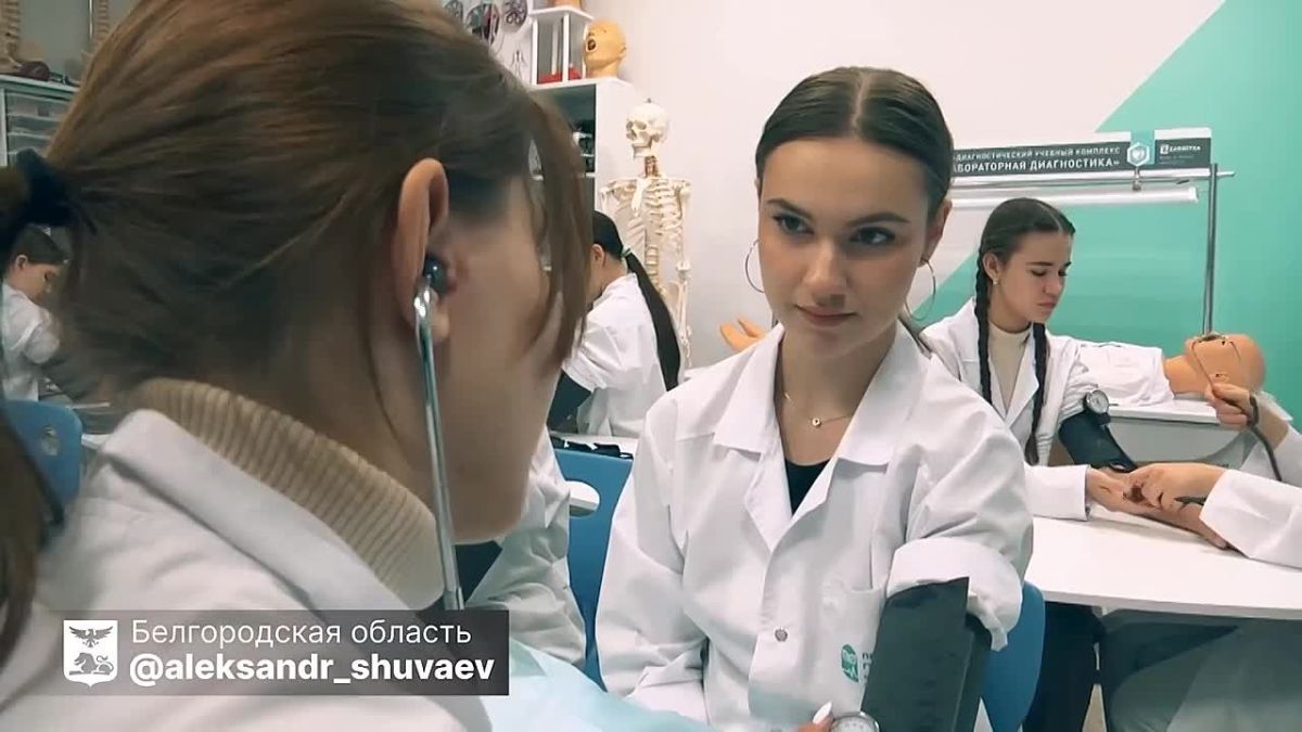 Александр Шуваев: Дорогие учителя! Поздравляю вас с профессиональным праздником