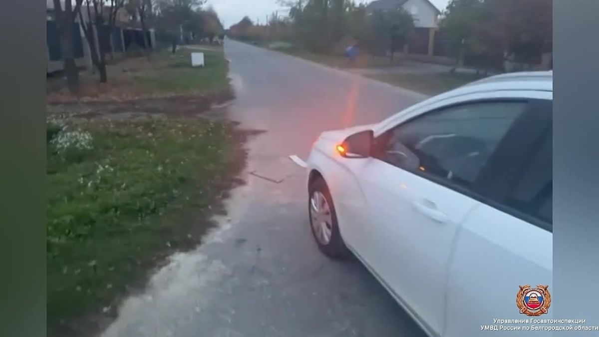 #СВОДКА_ДТП. По предварительным данным, вчера около 17 часов 00 минут на ул. Ветеранов г. Старый Оскол 16-летний подросток, не имея водительского удостоверения и управляя мопедом «ORION 50», при выполнении разворота не...