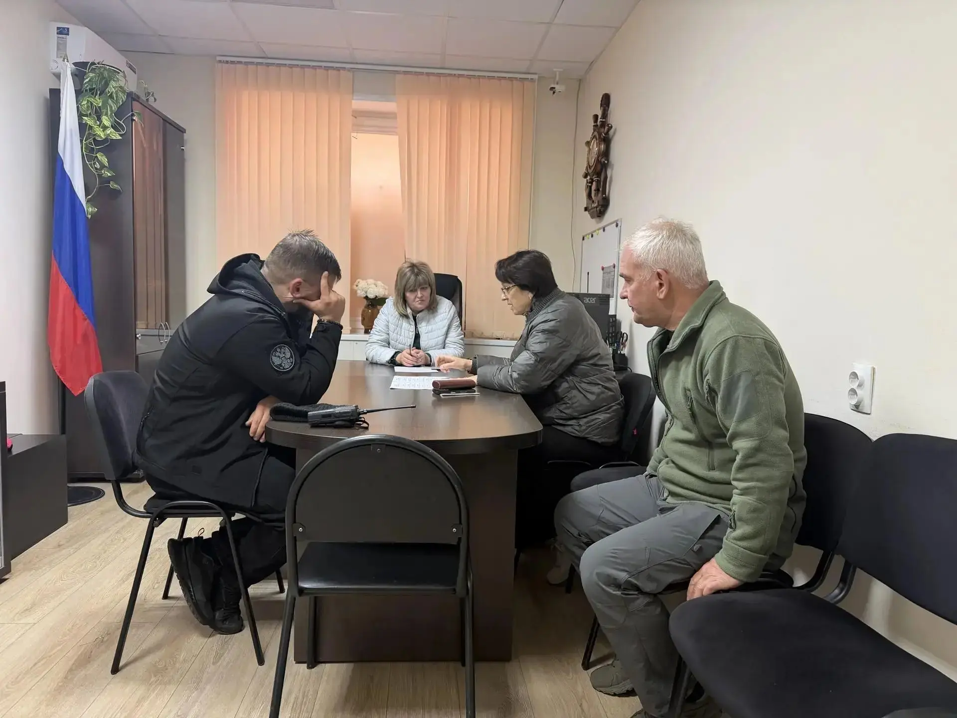 Татьяна Круглякова: Сегодня продолжили работу по организации транспортных маршрутов и связи в посёлке Октябрьский