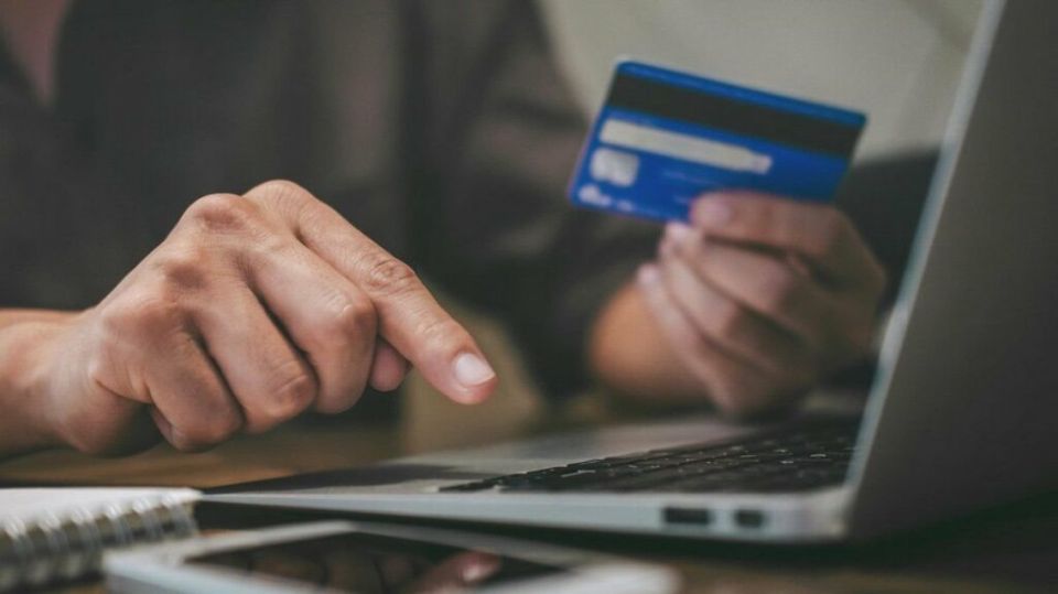 Штрафы за навязывание допуслуг в России: нововведения и последствия для бизнеса