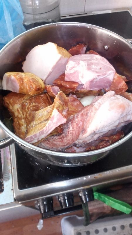 Секреты настоящей солянки: как приготовить блюдо без масла, но с богатым вкусом