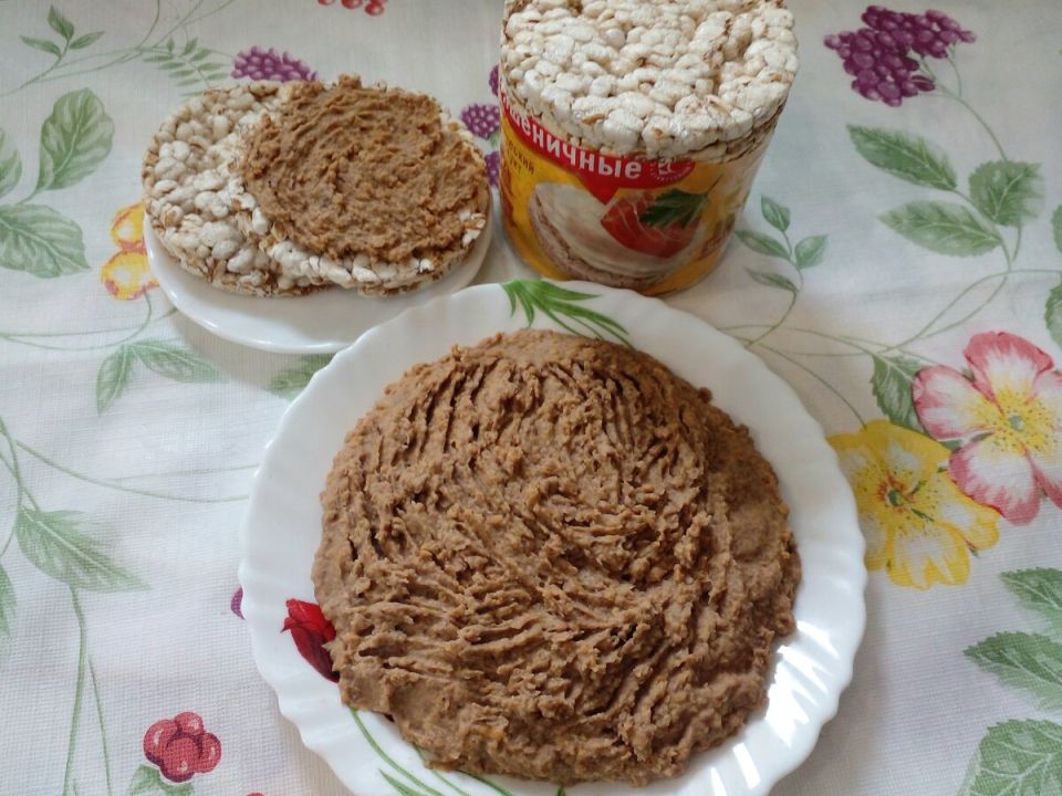 Намазка из фасоли: идеальный завтрак за 15 минут