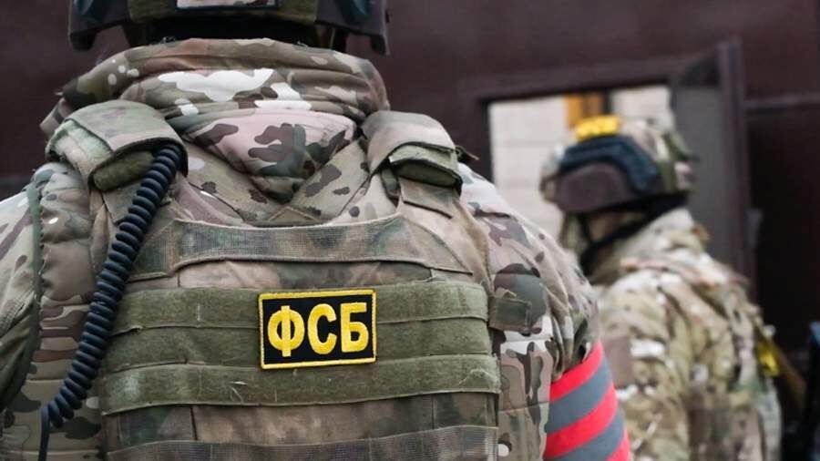 Президент России утвердил закон о отключении связи по требованию ФСБ