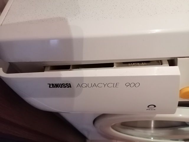 Как эффективно очистить лоток стиральной машины от плесени и налета?